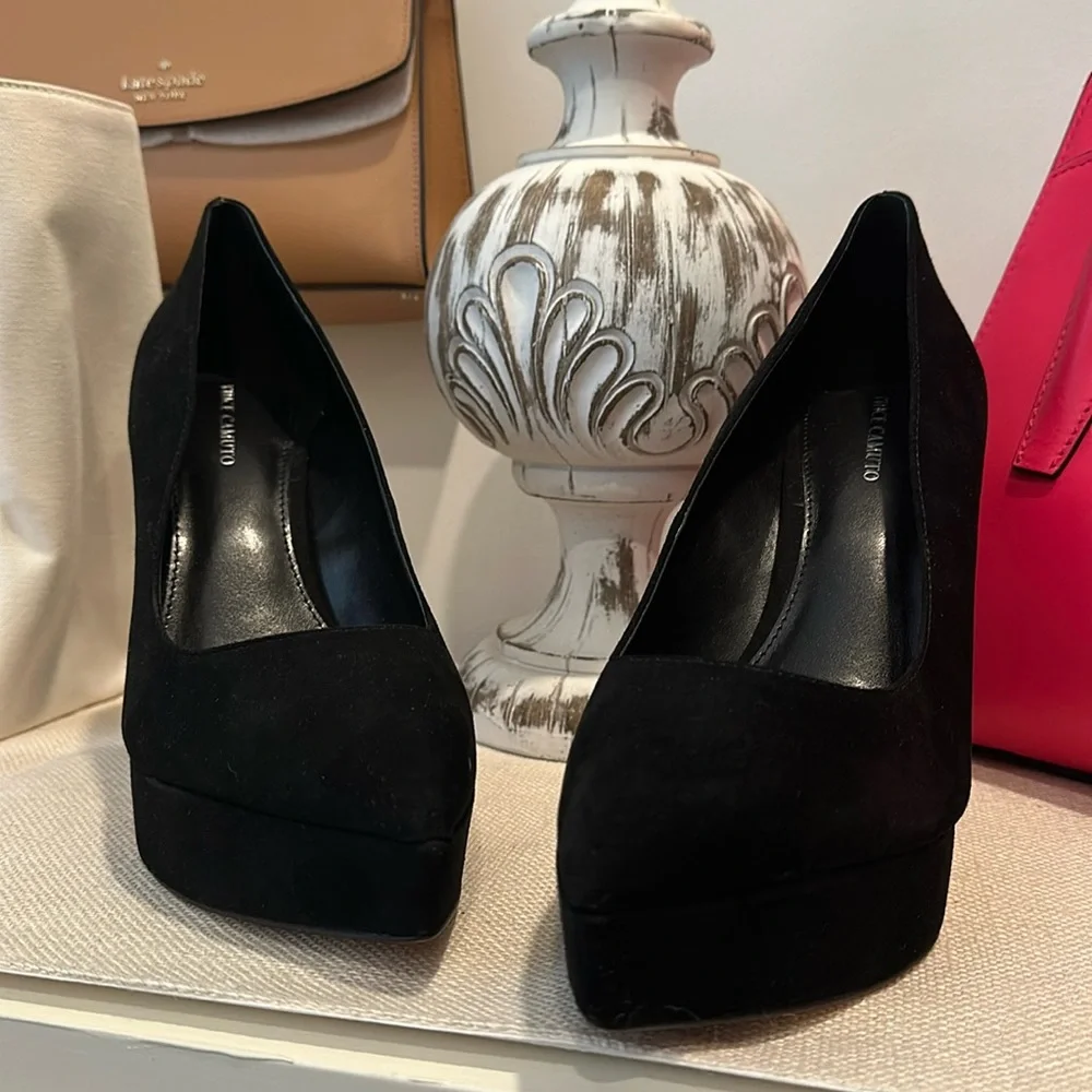 Gorgeous Vince Camuto Slaytia Lucite Platforms in Black Suede, Size 10 NWOB